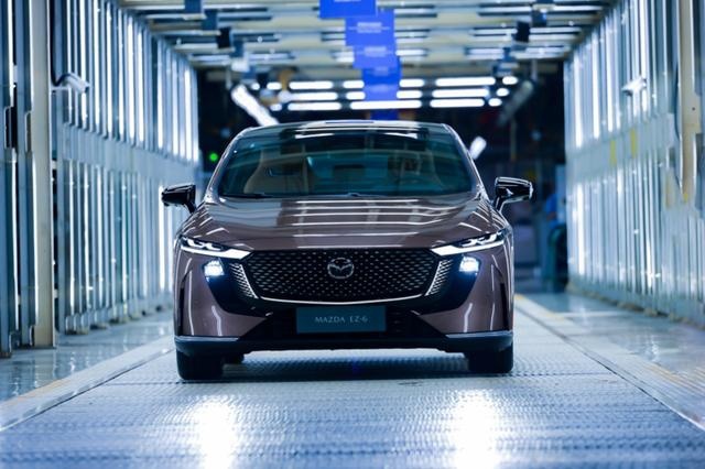 长安马自达MAZDA EZ-6下线，开启合资新能源新篇章