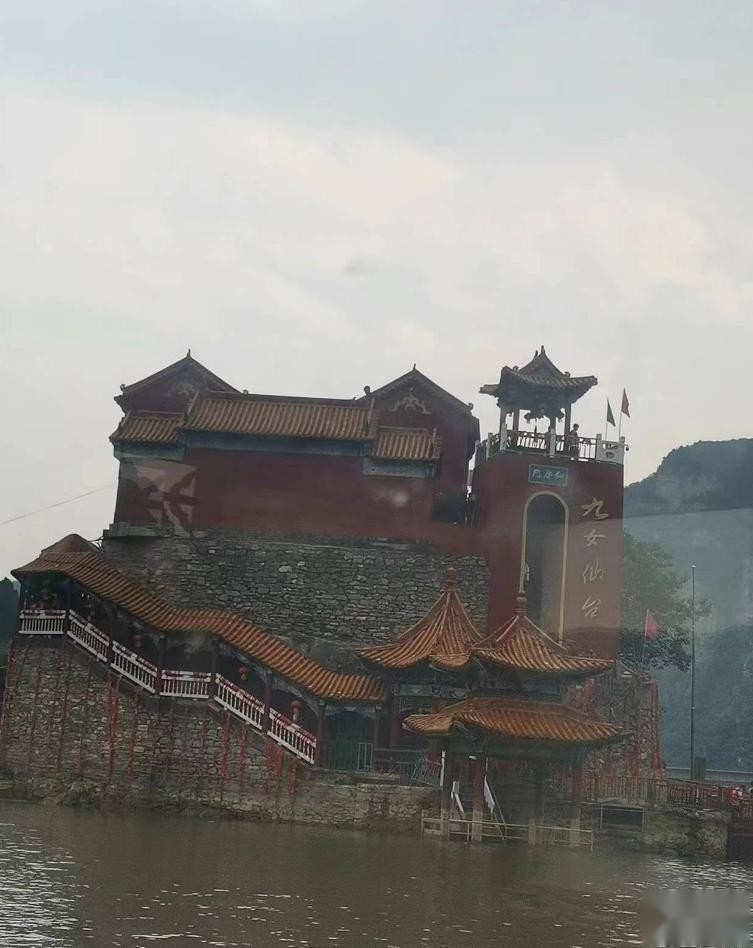 自驾晋城市，游皇城相府与九女仙湖，感受历史厚重与自然造化