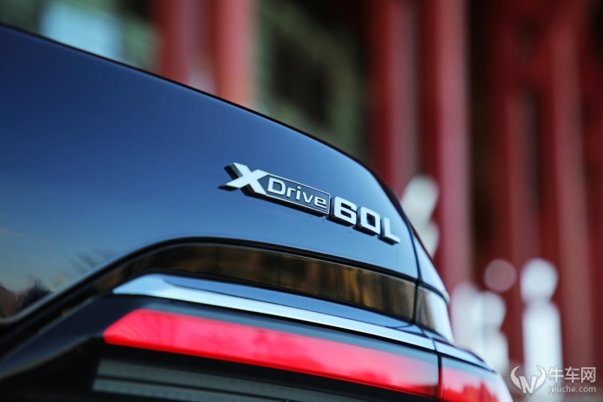 强者的自我颠覆 试驾宝马i7 xDrive60L