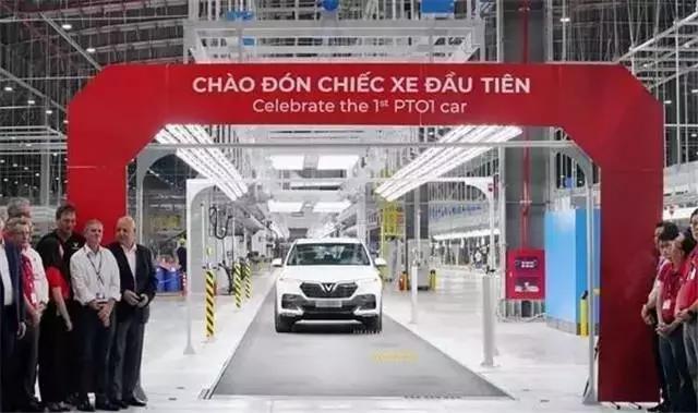 越南首款国产SUV，颜值不俗，搭载2.0T动力，引入国内能火吗？