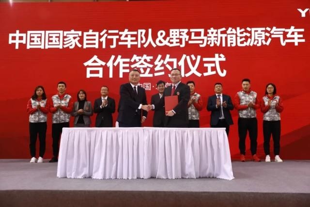 2020款野马斯派卡凭什么能一举拿下MPV新“神车”头衔？