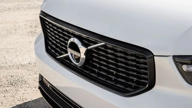 奥迪Q3对比沃尔沃XC40，同为紧凑型SUV，谁更胜一筹？