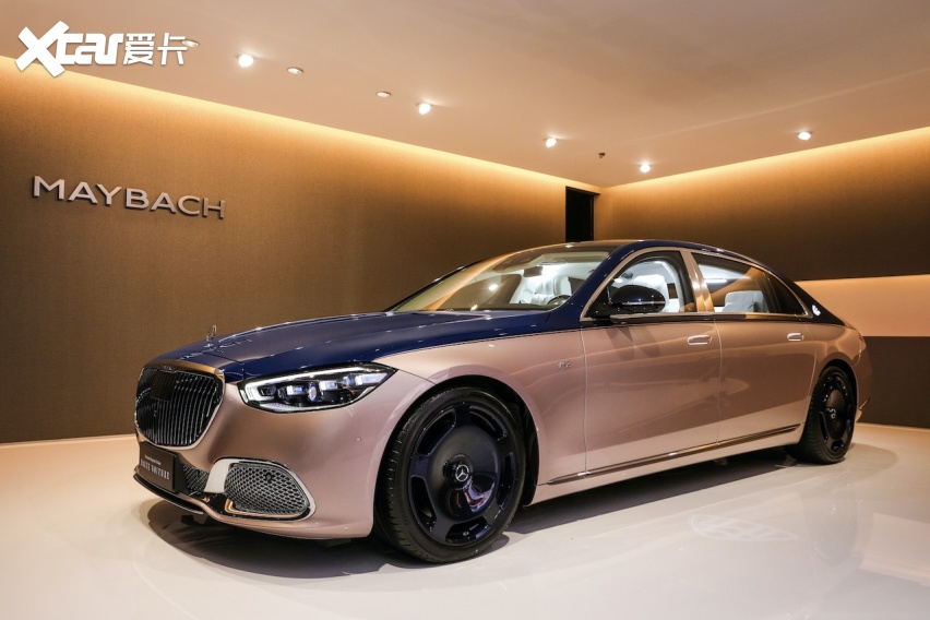 梅赛德斯-奔驰携全品牌豪华阵容亮相2023上海国际车展