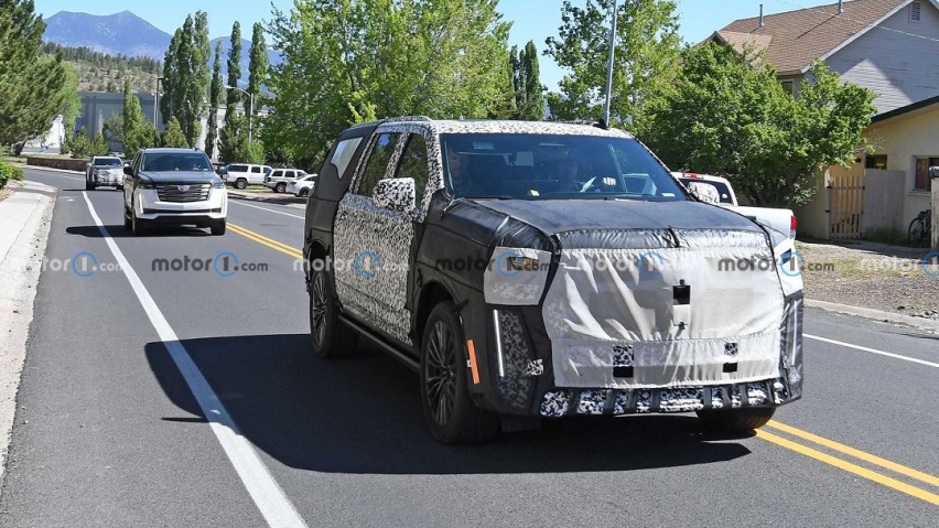 cadillac-escalade-v-front-view-spy-photo.jpg