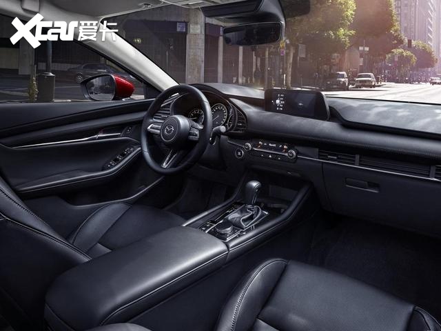 苦心研发终结果：马自达压燃发动机车型上市，价格“闪”了我的眼
