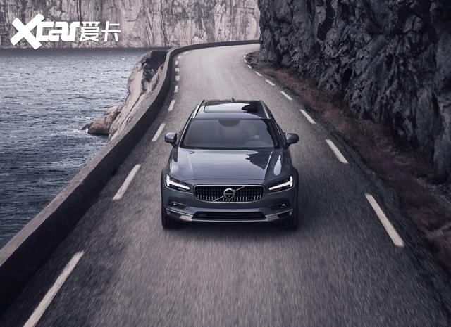 50万级最美旅行车，最低配的沃尔沃V90 CC，值得入手吗