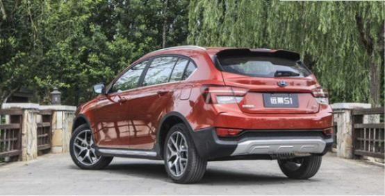 售价5.99万起，百公里油耗5.8L，这款跨界SUV要火