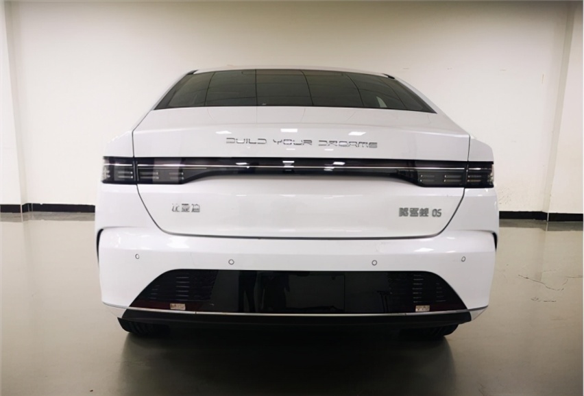 最新一批工信部新车，红旗LS7、华晨宝马X5领衔，要买车的看过来