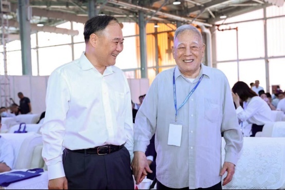 甲醇能源峰会北京揭幕！“甲醇经济生态链”初现雏形