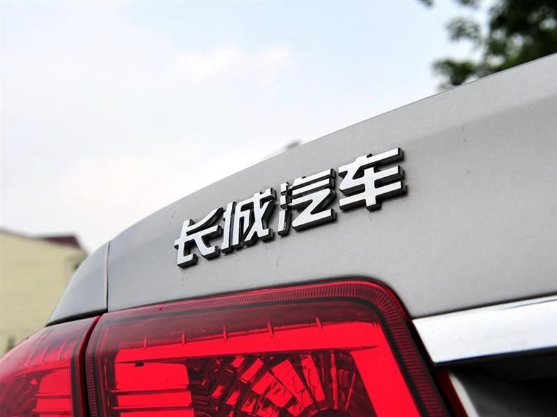 魏建军带高管团开跑马拉松，奥运冠军领跑，据说赛道就值300亿