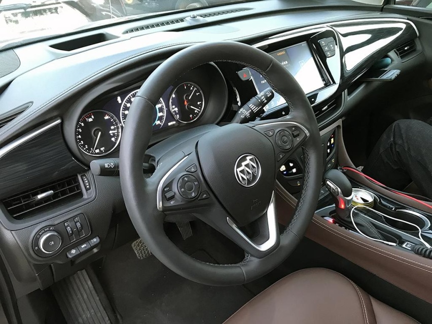 紧凑型SUV的价格买中型SUV，实拍2020款昂科威28T
