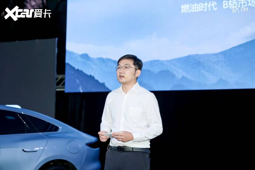 不到19万，就能拥有一台拥有超长纯电续航，超低油耗中大型轿车