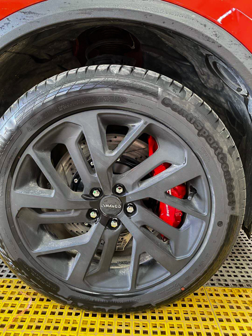 领克01改装TEI Racing S系列街道版高性能制动套件