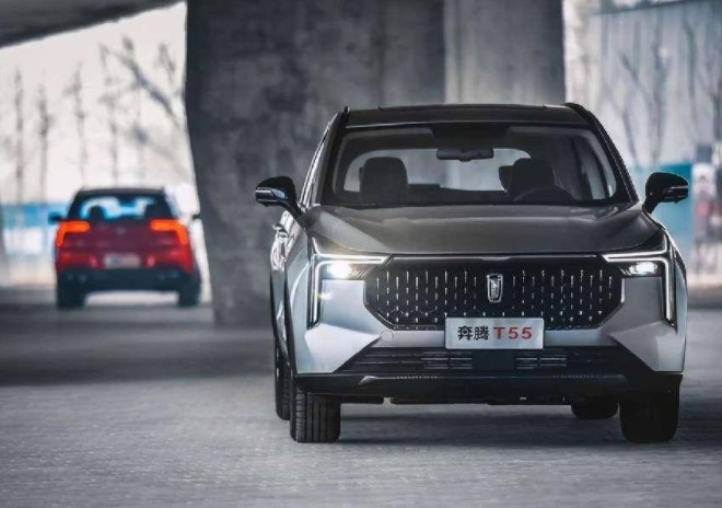 何须固执选择合资SUV，奔腾T55对比本田缤智，自主品牌也很好