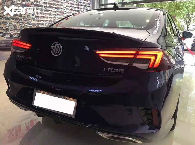 到店体验美系性能车，21.88万降至17万，全新设计配“獠牙