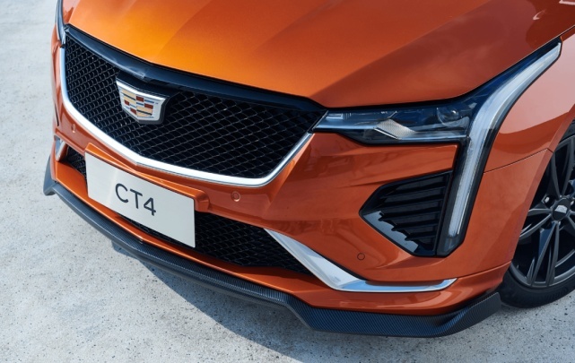 CT4搅局入门豪华市场，20万出头BBAC谁在卖车？谁在卖LOGO？