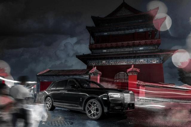 顶级富豪的夜生活有多炫？劳斯莱斯Black Badge库里南