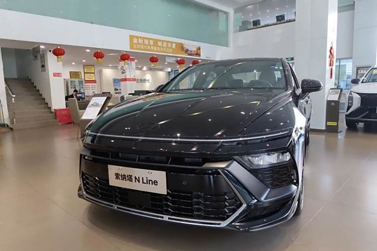 30万内的“宝藏车型” 探店北京现代第五代胜达
