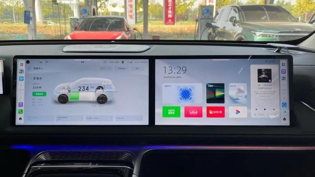 首测小鹏G9智能座舱，5D音乐座舱体验如何？语音系统有惊喜