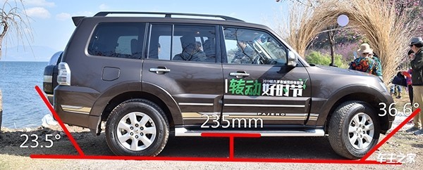 2019款三菱帕杰罗试驾，户外越野它总是最可靠的那一个