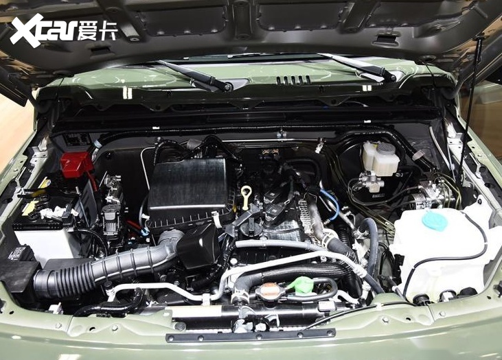铃木吉姆尼来了，配1.4L+4AT，满足国6预售32.88w，可只有2