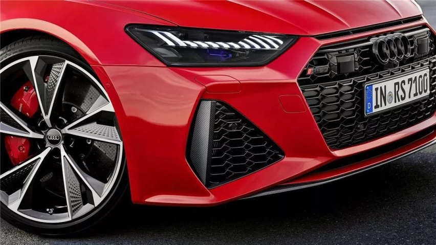 脱掉西装换战斗服，奥迪RS7 Sportback正式首发