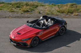 全新奔驰-AMG PureSpeed将Halo系统取代传统A柱