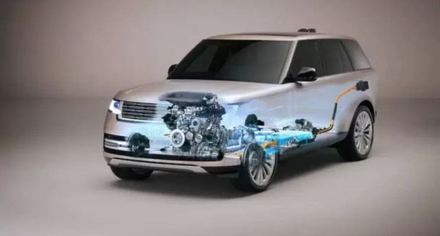 今年发布的这三款重磅SUV，谁才是超豪华之王？