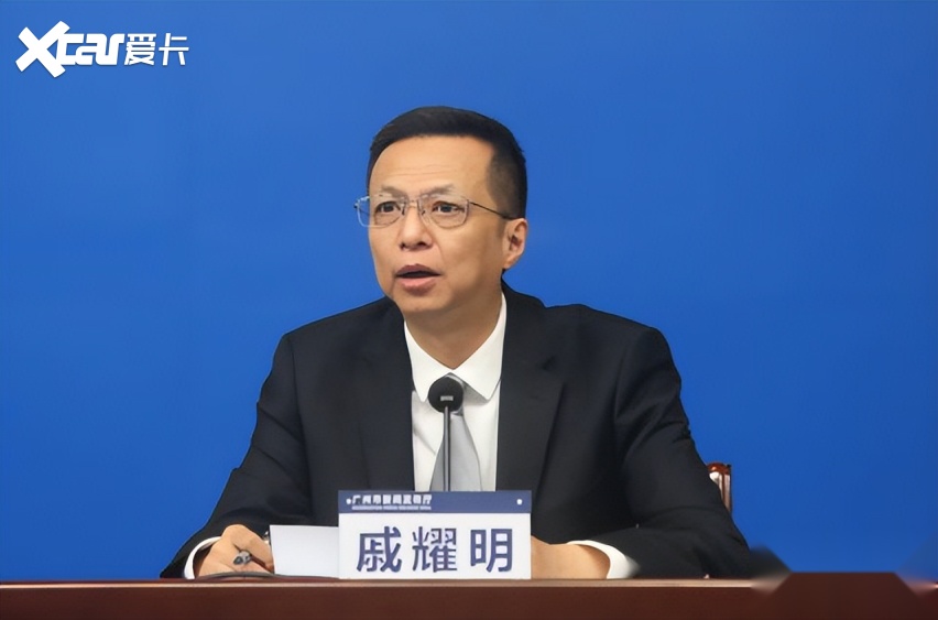 广州白云机场停车场收费多少钱一天，白云机场附近停车哪里便宜？