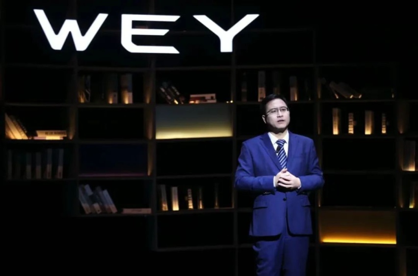 “新一代智能汽车”诞生，WEY摩卡更像一个科技产品！