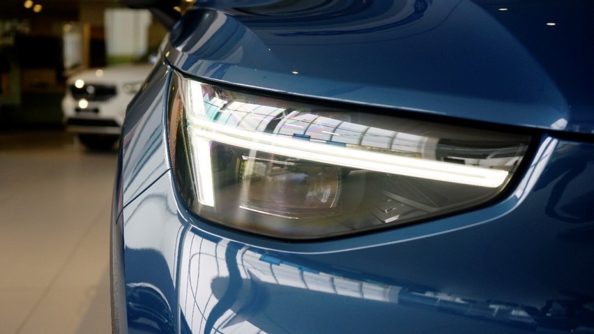 实拍4.7秒破百豪华品牌SUV，预售价仅26.7万起？