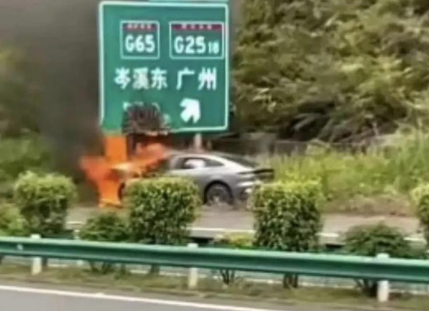 纯电车大型车祸对比，安全性已不在一个段位