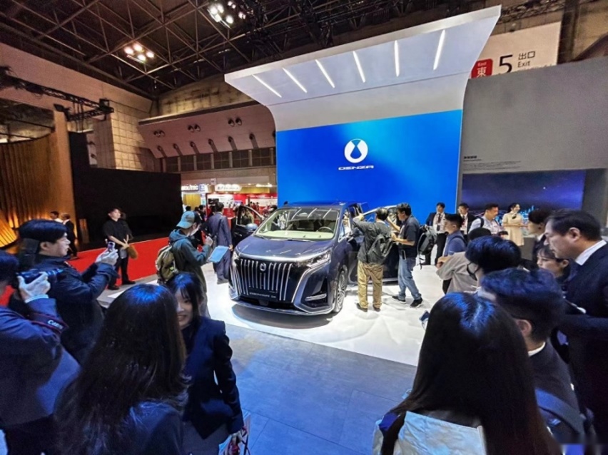 给邻国一点中国震撼 比亚迪东京车展 海豚/腾势D9/仰望U8齐上阵
