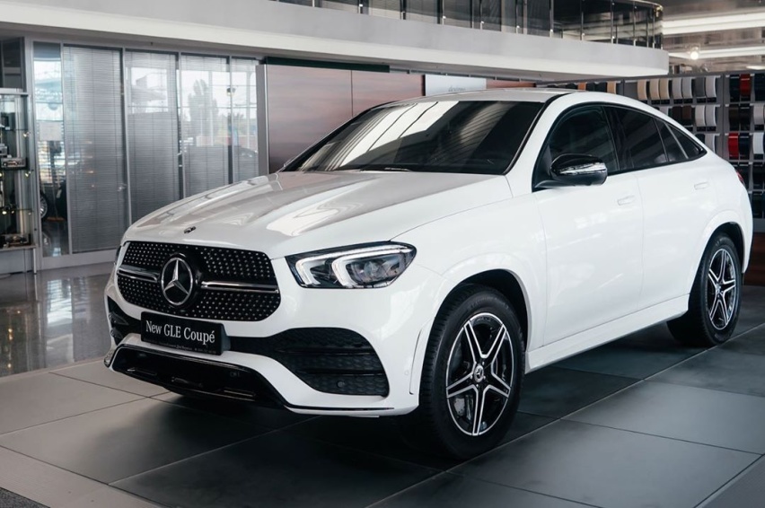 运动的造型 全新奔驰GLE Coupe实车