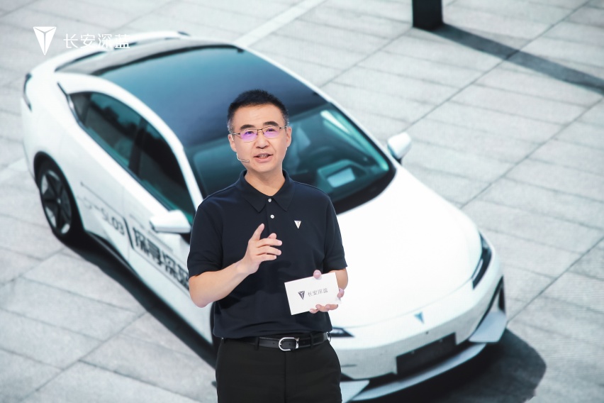 正面硬刚特斯拉Model 3，长安深蓝SL03有多少胜算？