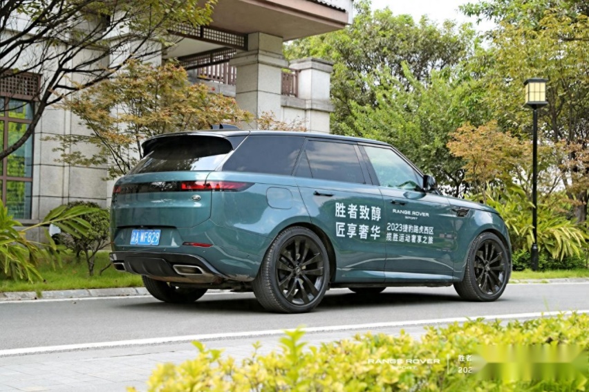 百万级SUV中的全能选手?试驾揽胜运动版