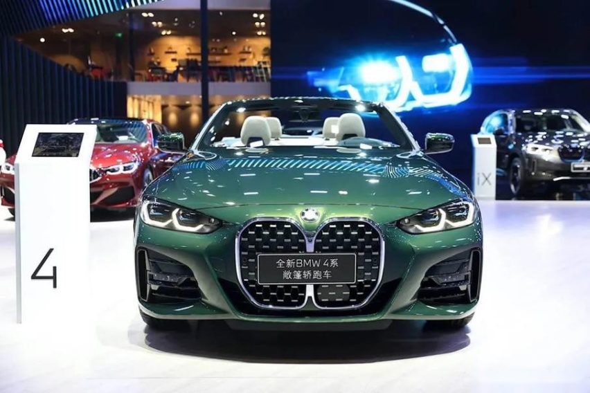 全新BMW 4系敞篷轿跑车用创新软顶致敬经典魅力
