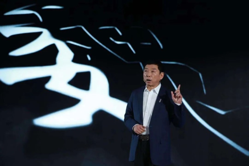 李瑞峰亲自挂帅WEY，长城为何还要再造一个高端品牌？