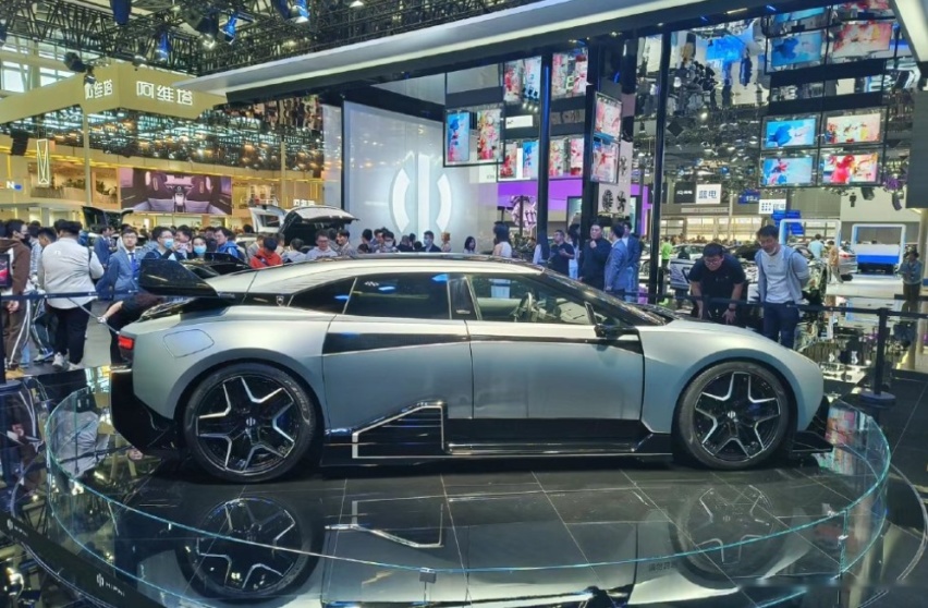 贾跃亭FF91没机会？中国造跑车来了，2秒级破百，还是量产车