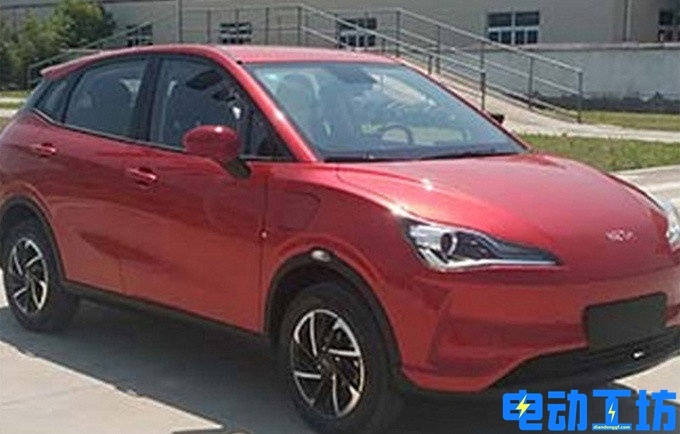 哪吒第三款新车——哪吒V实车曝光