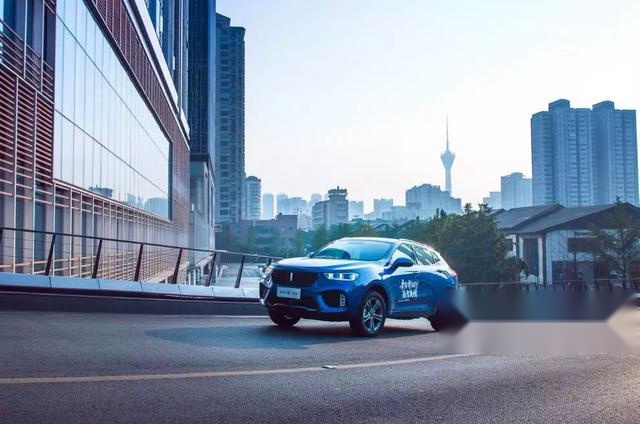 年轻人少走弯路，WEY VV5 1.5T豪华品质一步到位！
