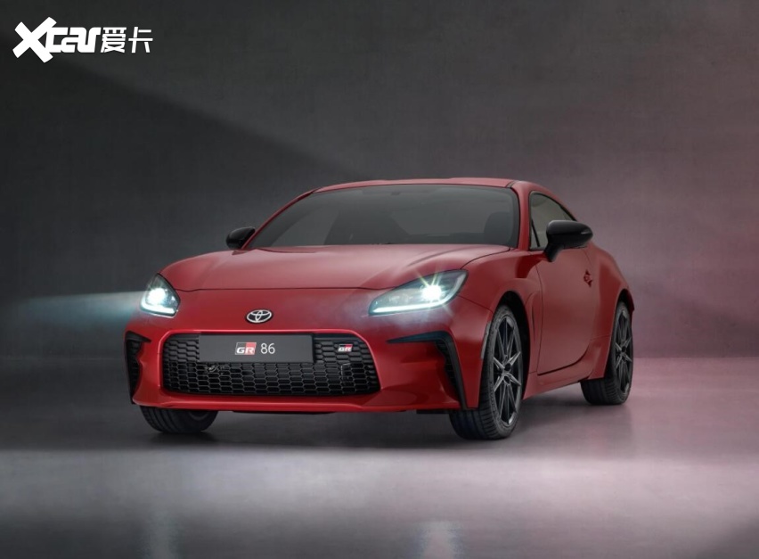 33.86万元起，全新丰田GR86正式上市，配2.4L+6MT/6AT