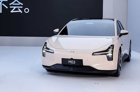 小鹏MONA M03正式发布，车尾争议大，8月正式上市