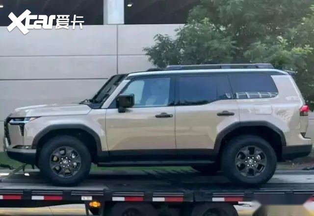 2024款雷克萨斯GX海外发布，外观硬朗大气，定位高端豪华SUV