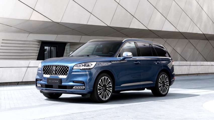 标配3.0T比沃尔沃XC90尺寸更大，买新款林肯飞行家更值吗？
