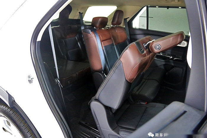 全新探险者实拍：30多万的纵置后驱中大型SUV，还有谁？