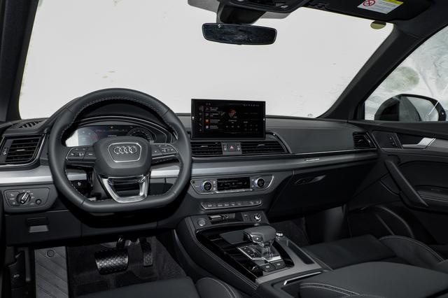 内饰无新意！新款奥迪Q5L Sportback上市，售价43.19万起