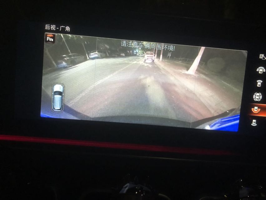 2020款奔驰GLE350改装原厂360全景效果