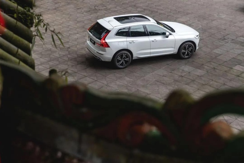 30万买豪华SUV，不要BBA，还有什么可以看的？