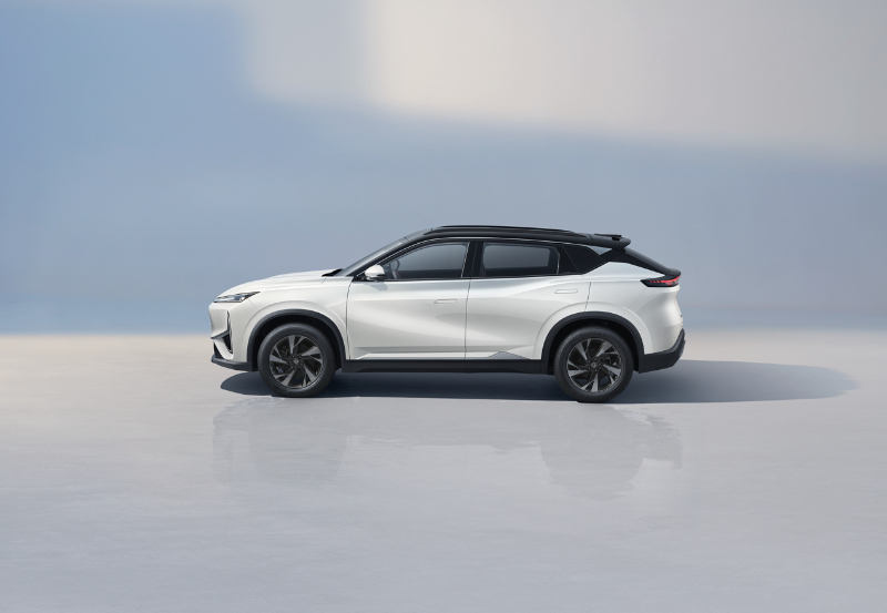 起售价干到10万，东风风神L7EV开卷紧凑纯电SUV